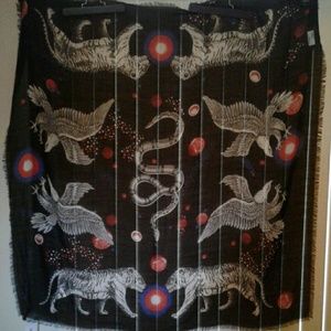 Gucci scarf 130 x 130 cm